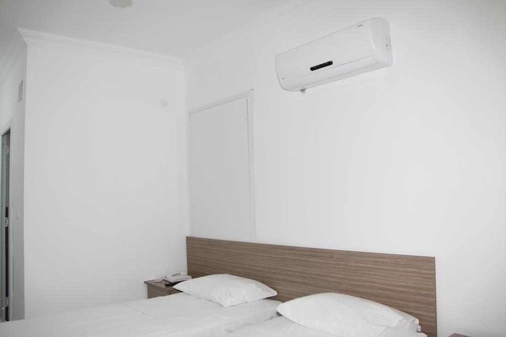 Demirci Hotel Antalya Habitación foto